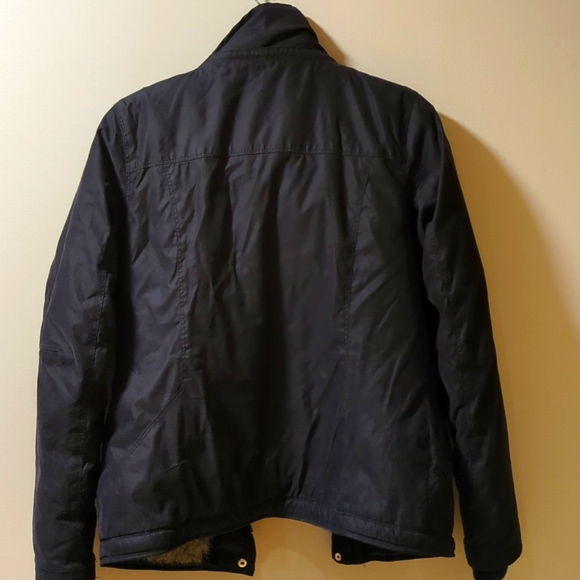 ❄️TNA | Aritzia Women's Faux Fur Winter Jacket - Picture 2 of 7